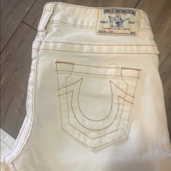White True Religion Crops - Picture 2 of 5
